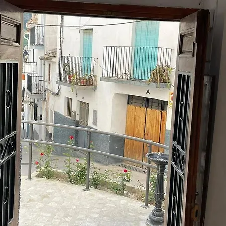 La Casita De La Fuente Feriehus *